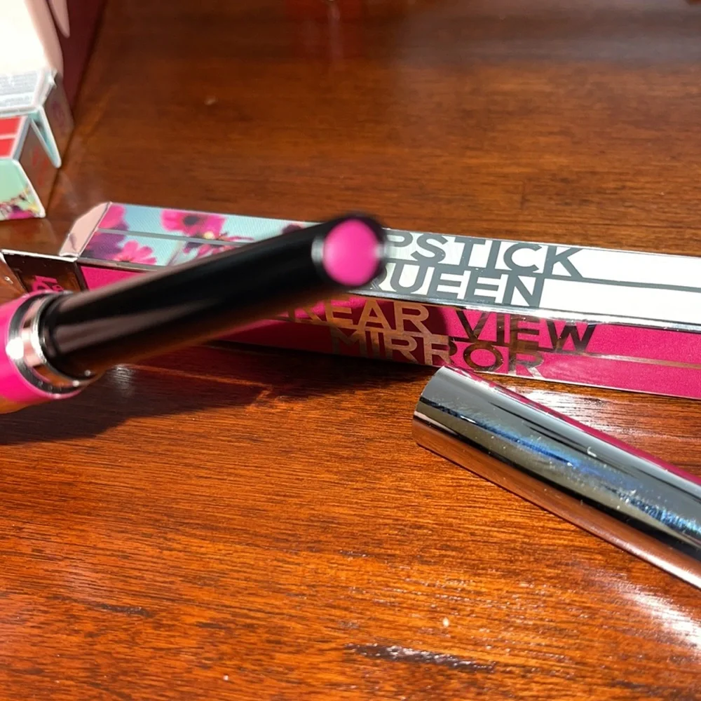 NWT Lipstick Queen Mirror Lip Lacquer Berry